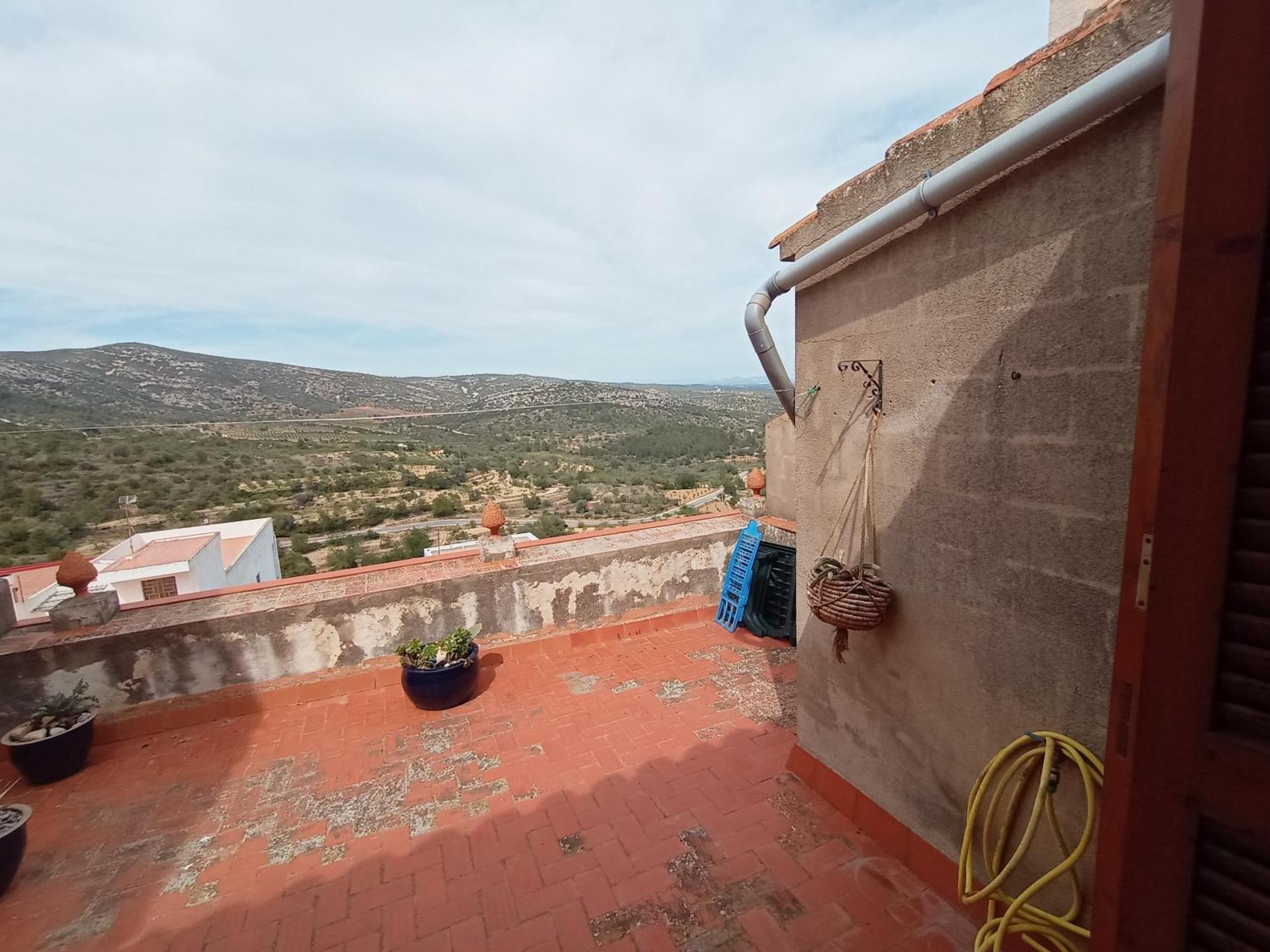 Tranquil And Spacious Townhouse In Historical And Picturesque Cervera Del Maestre Ngoại thất bức ảnh
